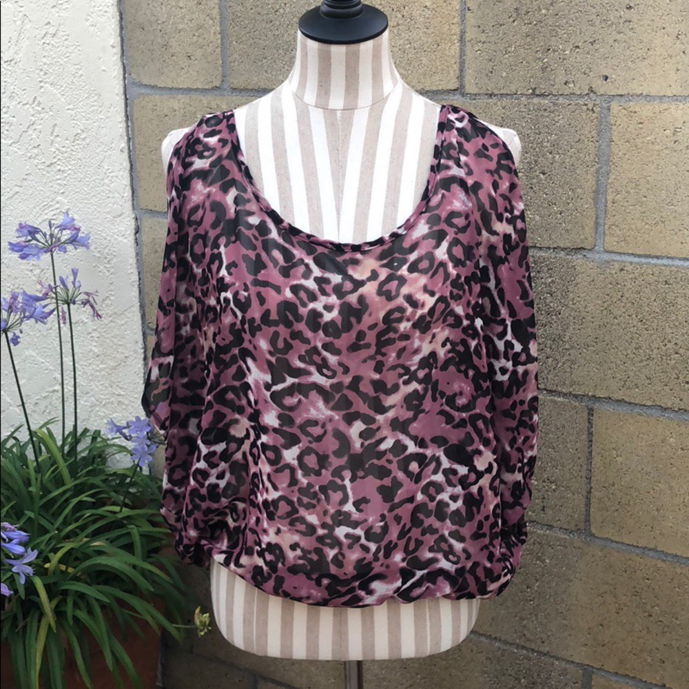 🖤 EUC short sleeve top